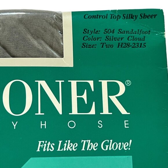 Isotoner Size 2 Silver Cloud 504 Pantyhose Control Top  Silky Sheer Sandlefoot - Picture 2 of 6